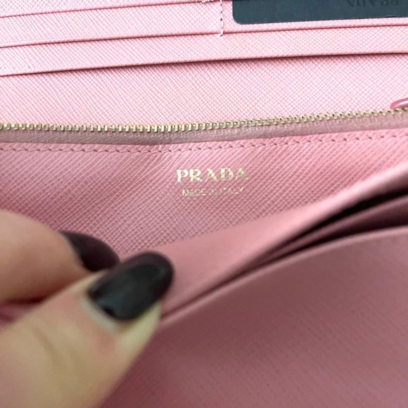 Auc Prada Saffiano Lether Bow Flap long Wallet on Chain Mint conditin! - Picture 12 of 16